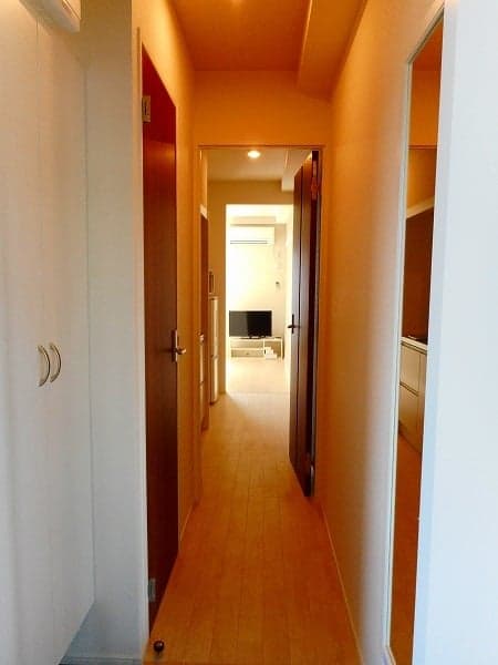 Room image 11