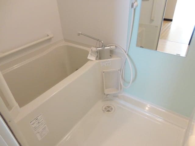 Room image 9