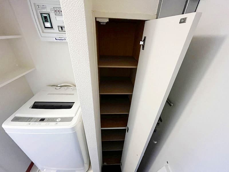 Room image 13
