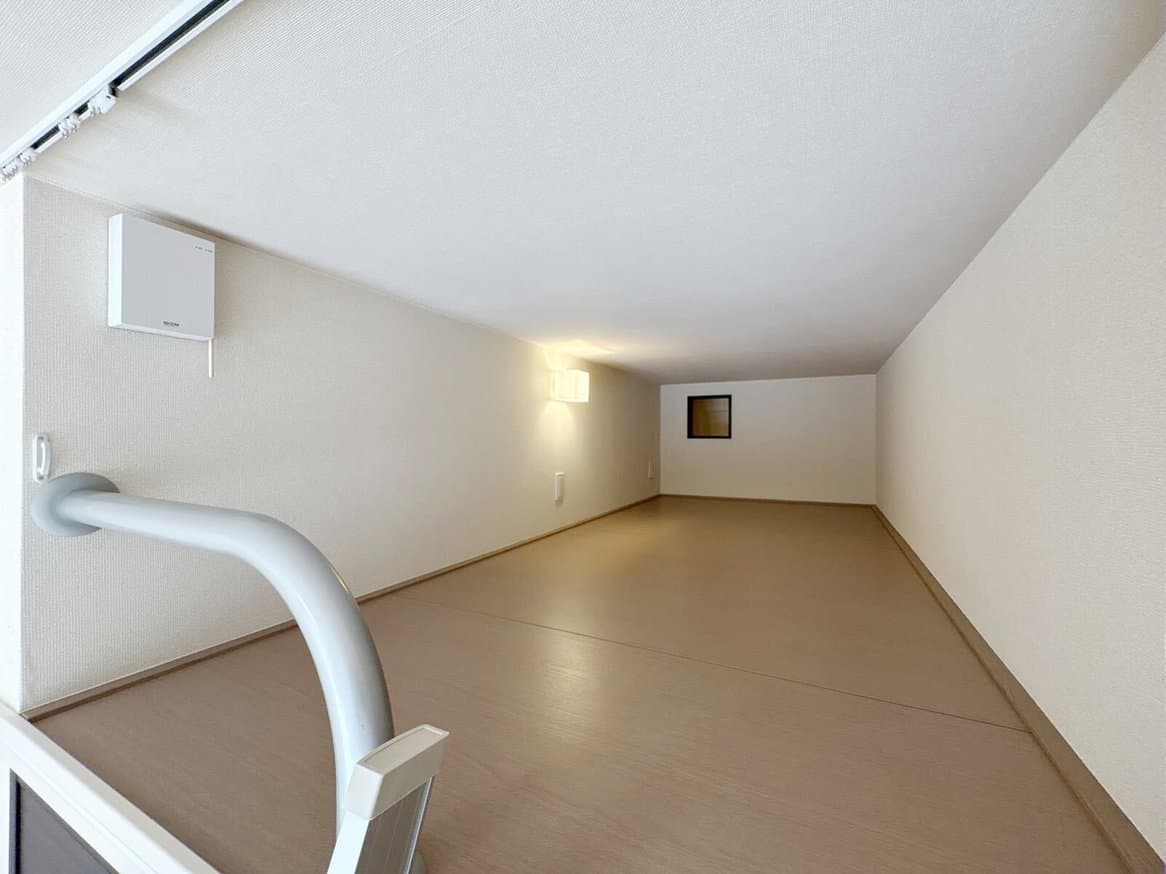 Room image 10