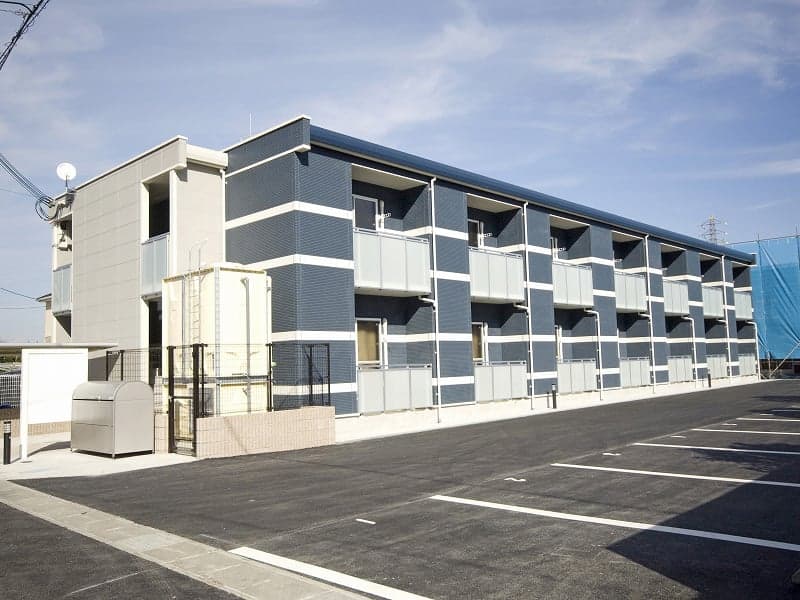 Main exterior of LEONEXT Minakuchi Kojyogaoka