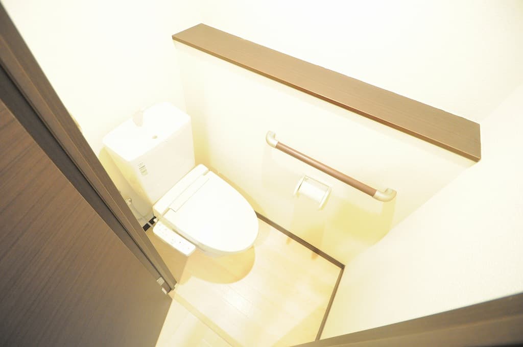 Room image 12