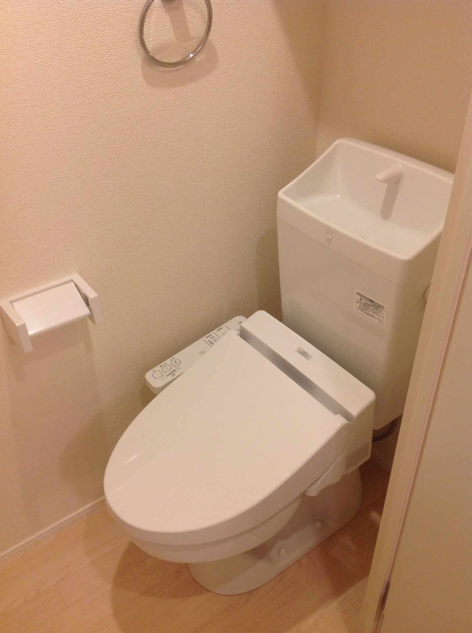 Room image 11