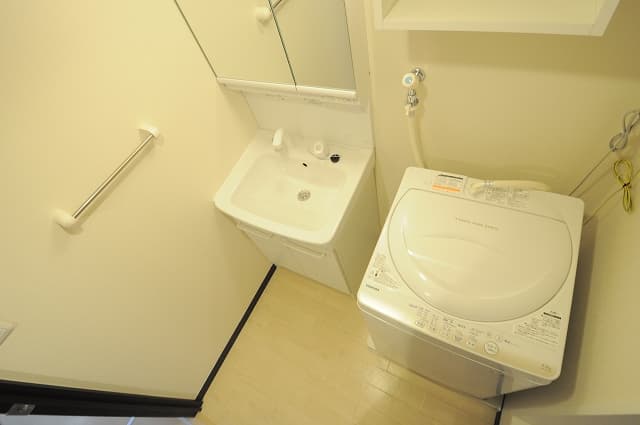 Room image 14