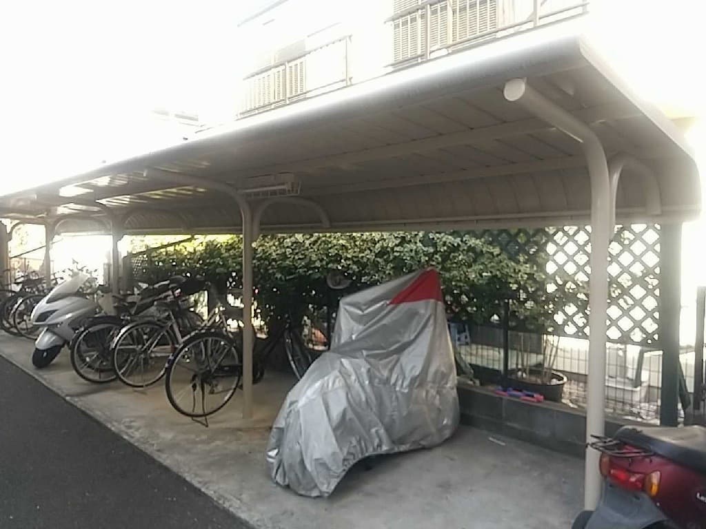 Room image 11