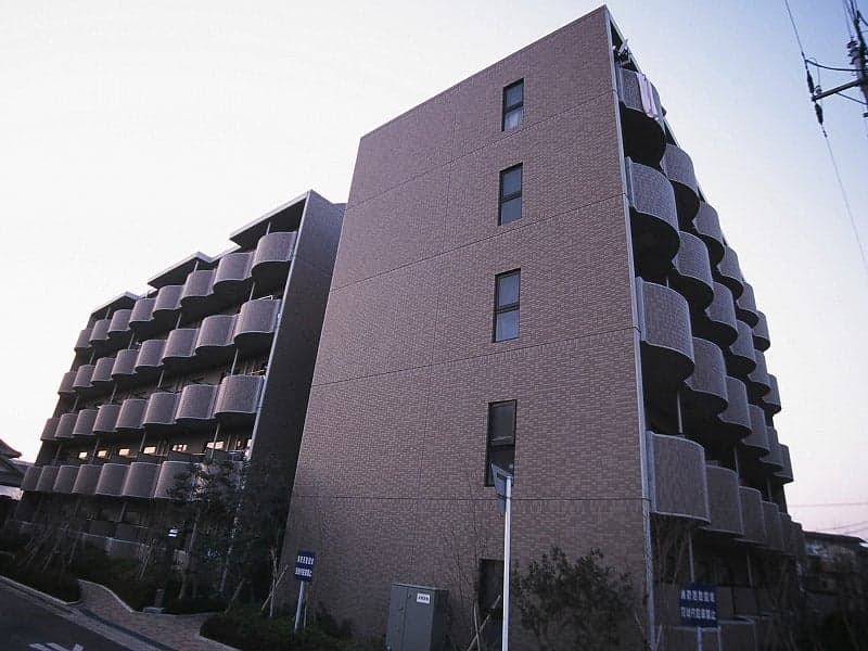 Main exterior of leopalace Patio
