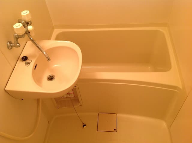 Room image 10