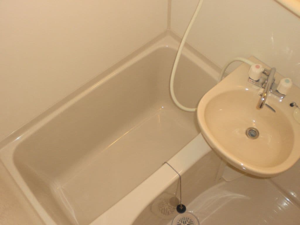 Room image 8