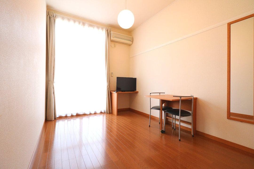 Preview interior of leopalace Oak