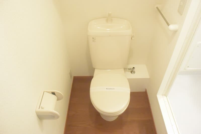 Room image 8
