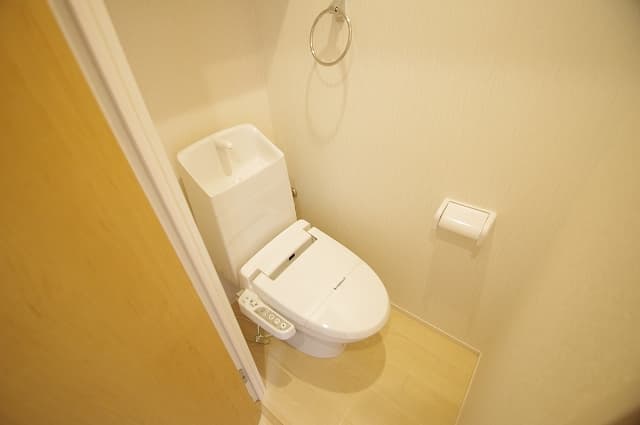 Room image 9