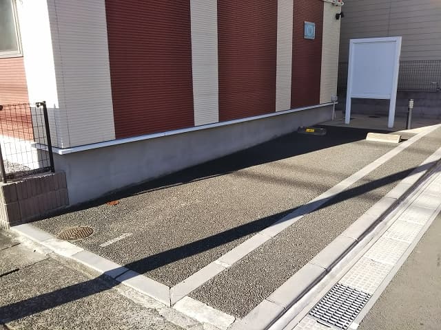 Room image 13