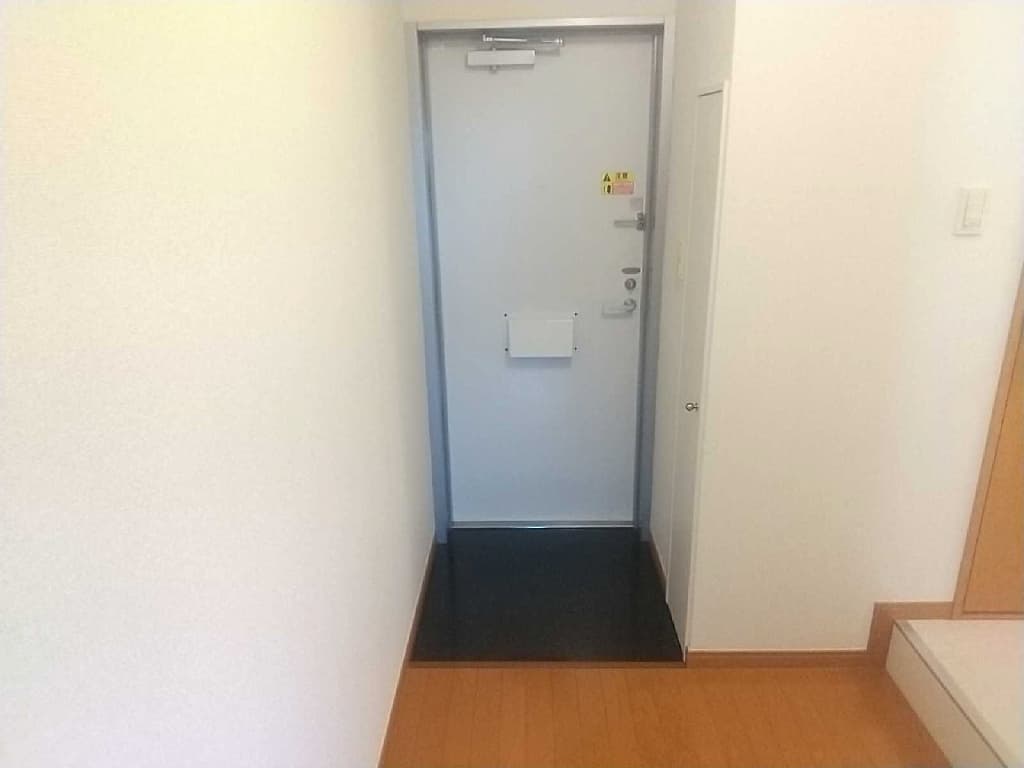Room image 14