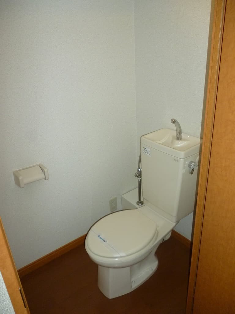 Room image 10
