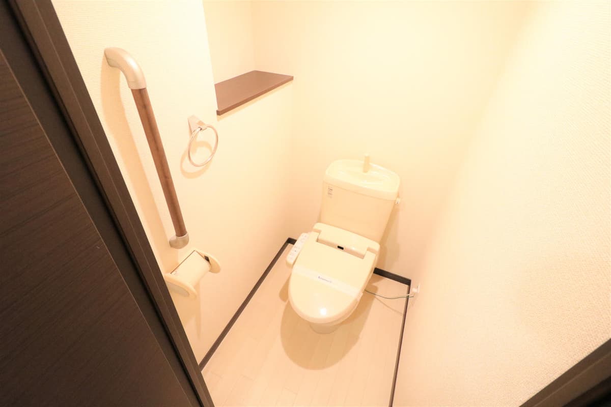 Room image 14