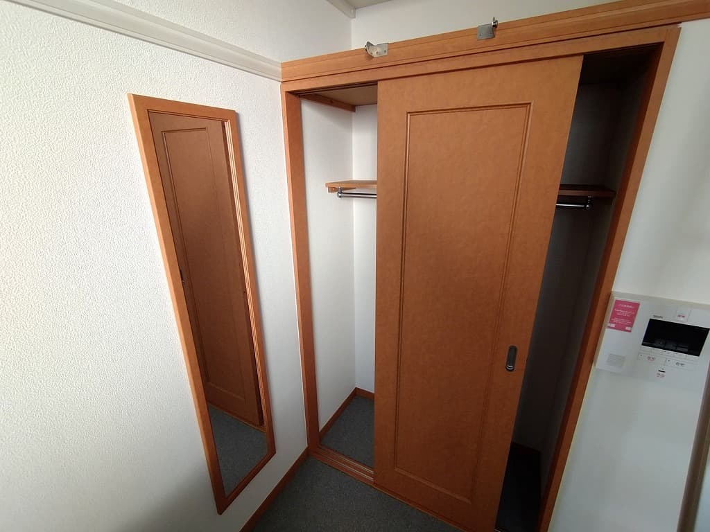 Room image 10