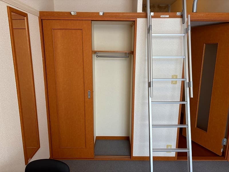 Room image 9