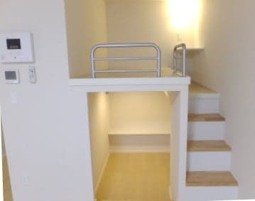 Room image 8