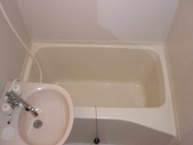 Room image 8