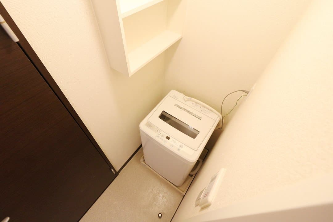 Room image 16