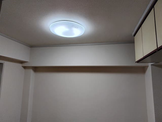 Room image 13