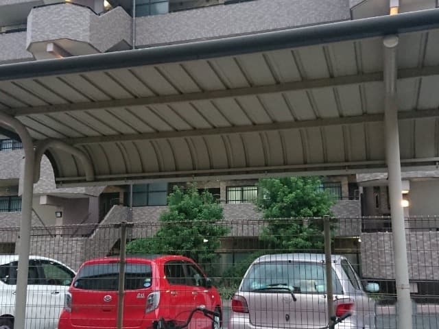 Room image 12