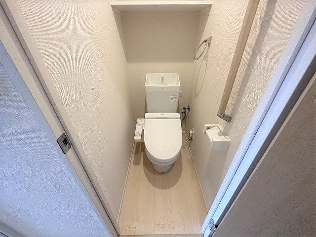 Room image 9
