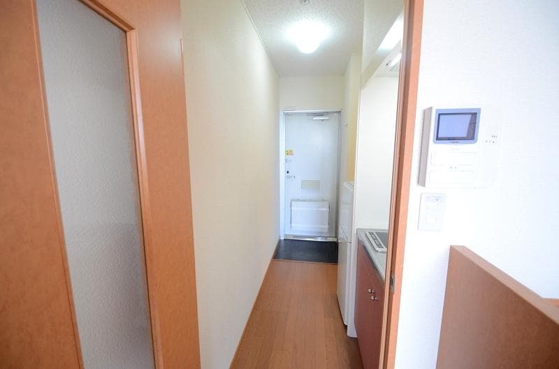 Room image 15