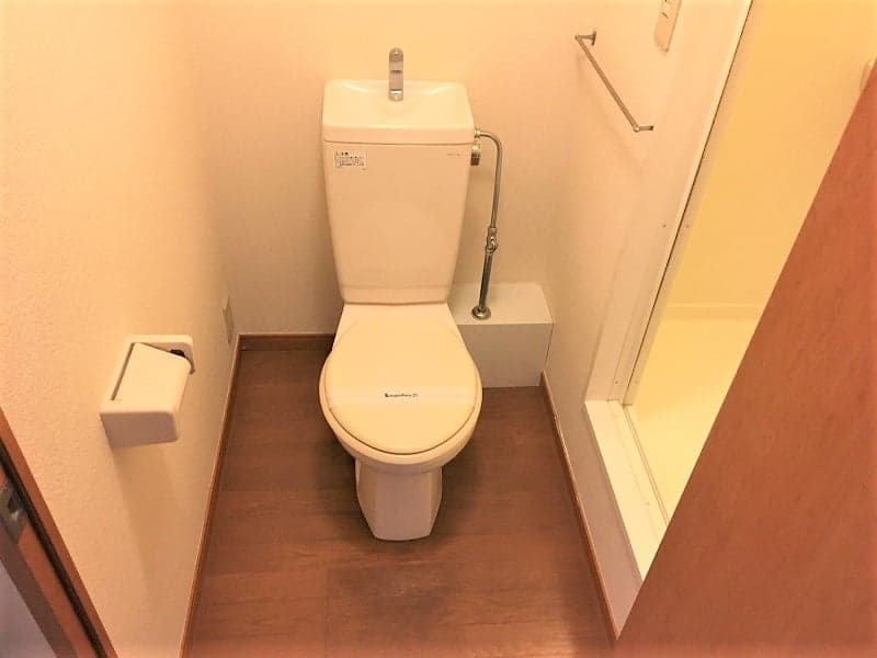 Room image 8