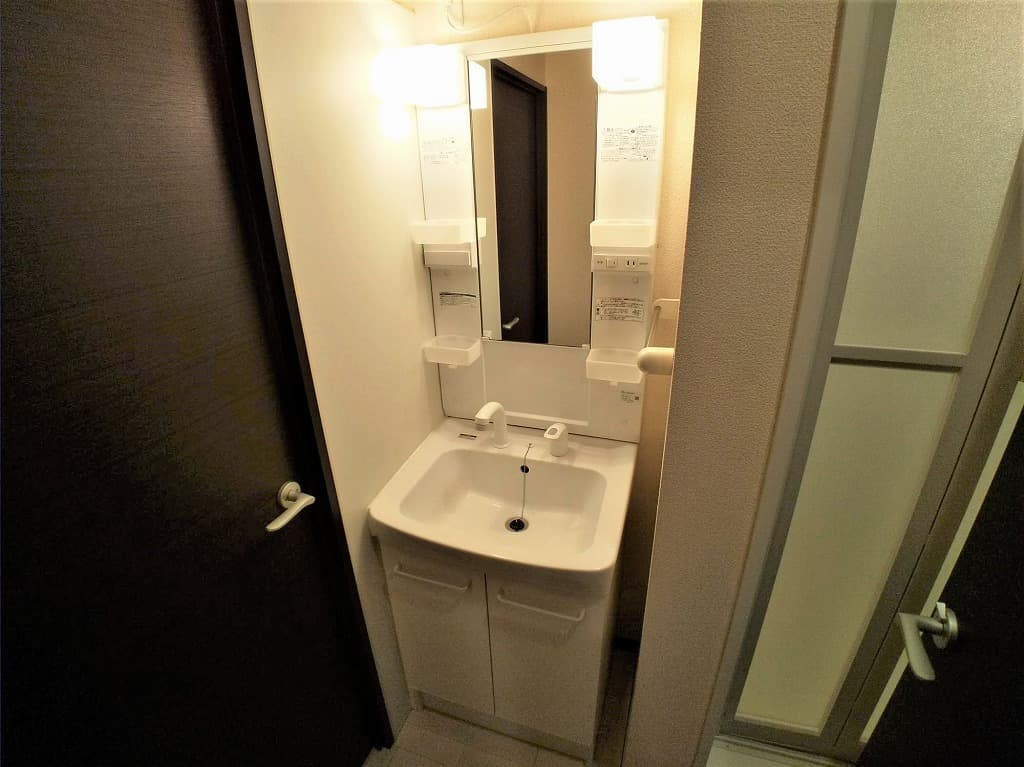 Room image 13