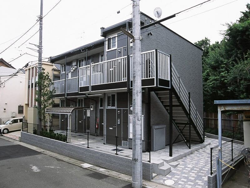 Main exterior of leopalace Terayamacho