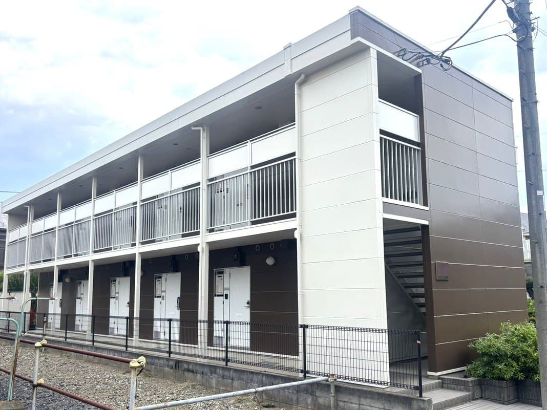 Main exterior of leopalace Chatrain