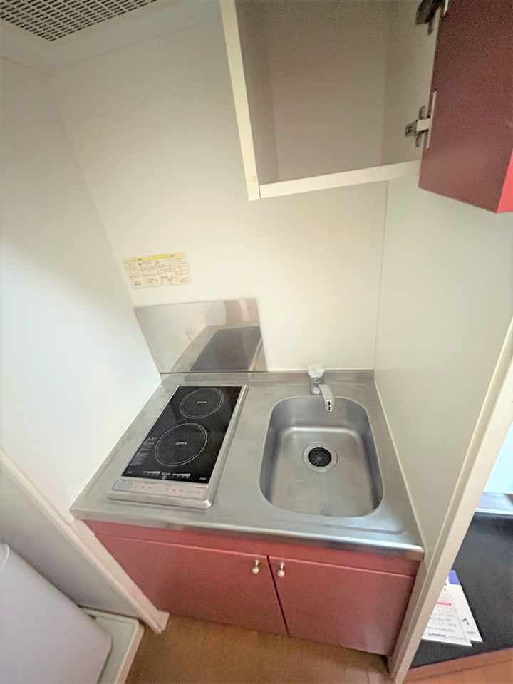 Room image 10