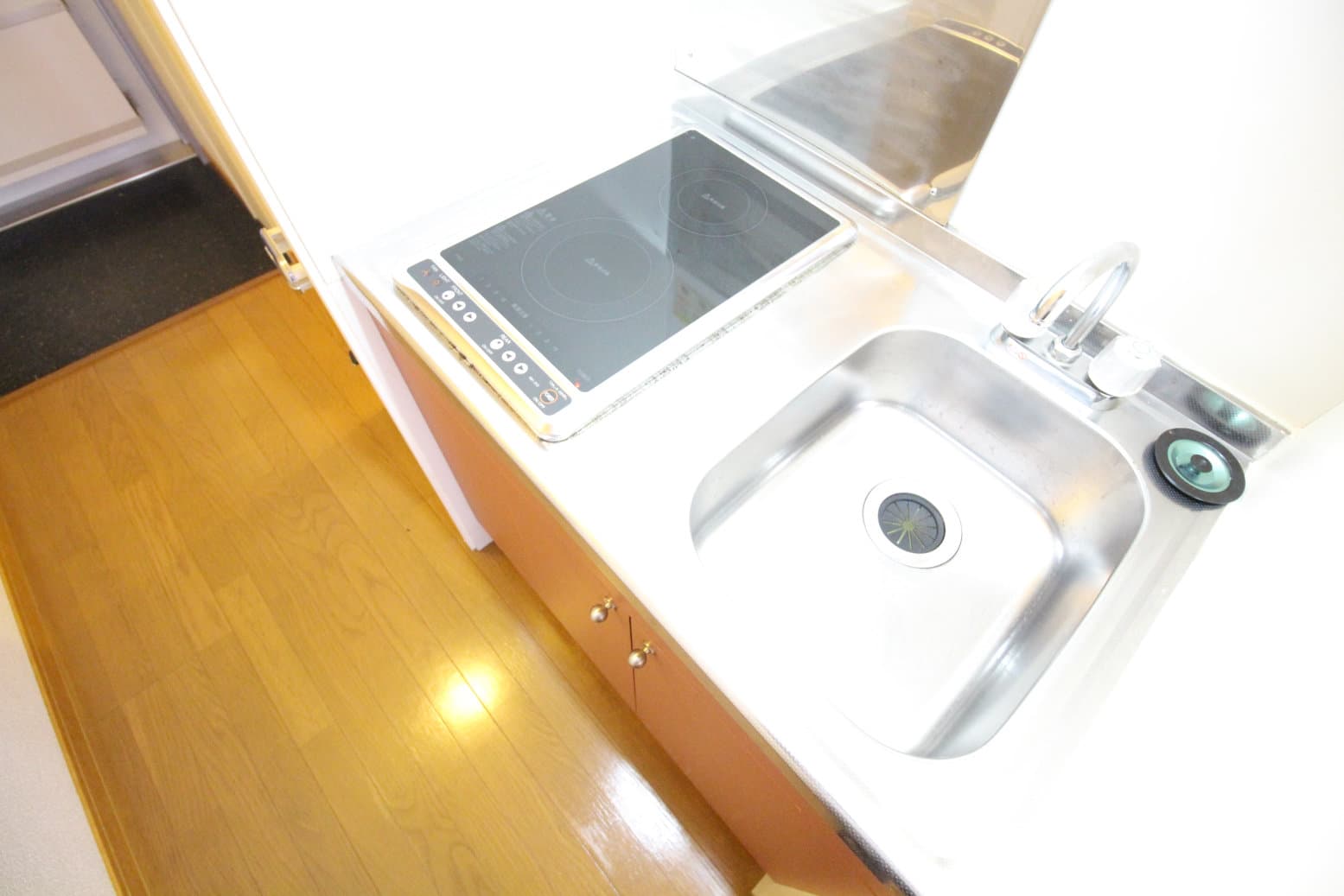 Room image 11