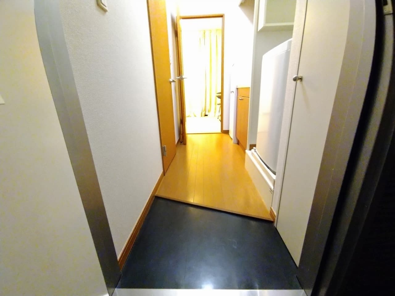 Room image 12