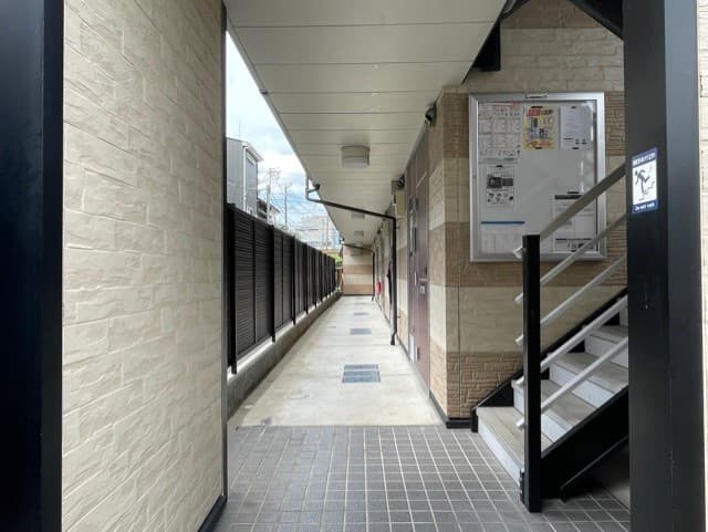Room image 12