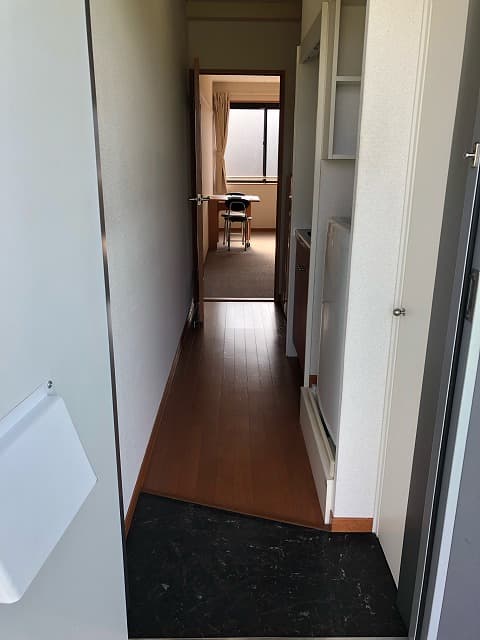 Room image 9