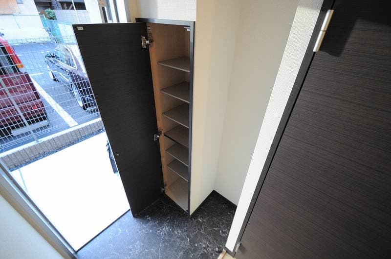 Room image 11