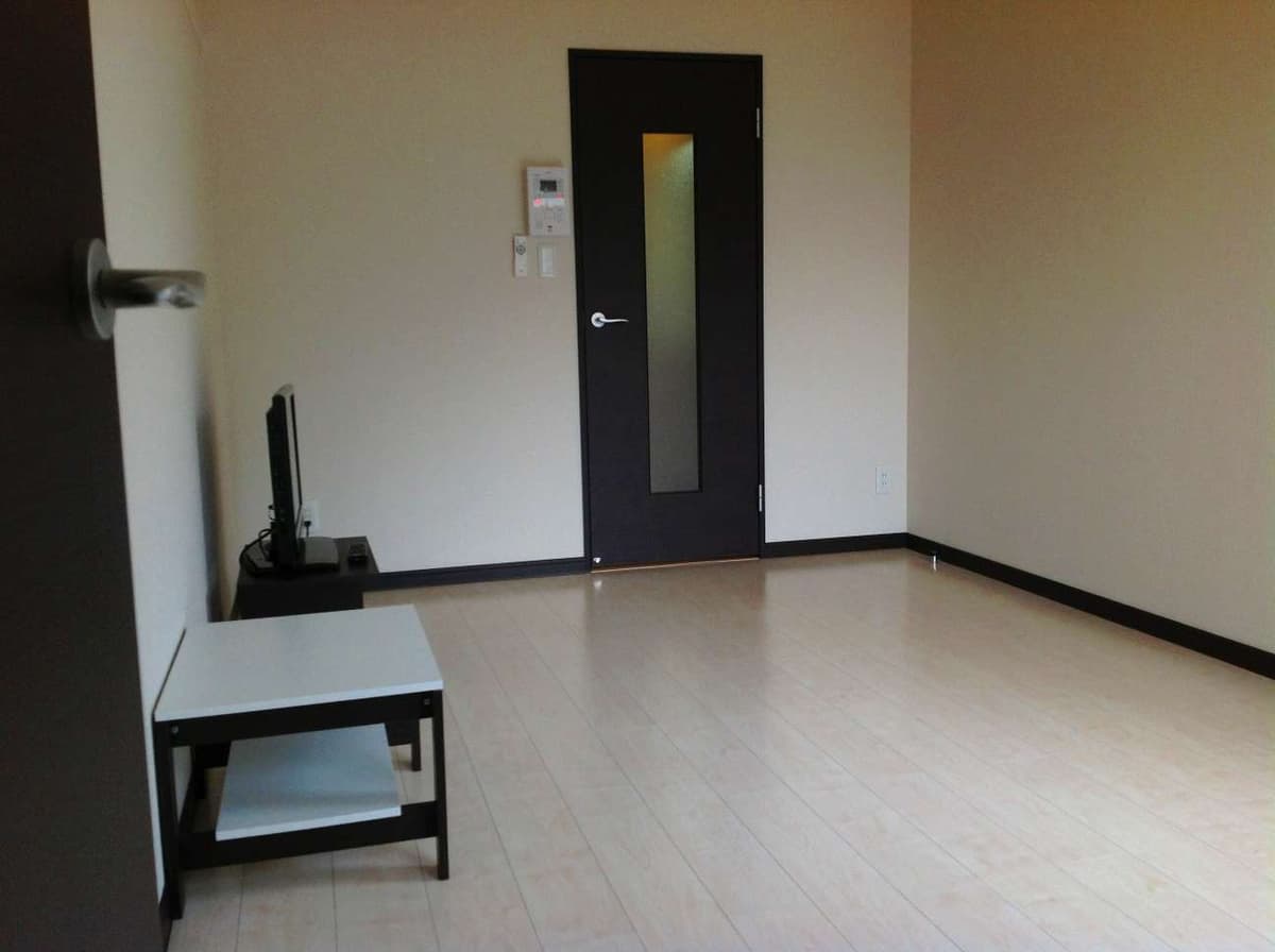 Room image 12