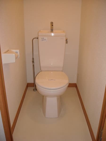 Room image 12