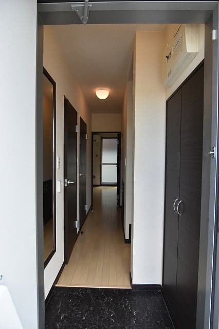 Preview interior of LEONEXT Sunshine Iwamuro