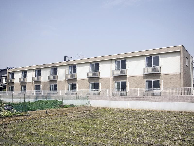 Main exterior of LEONEXT Soleil