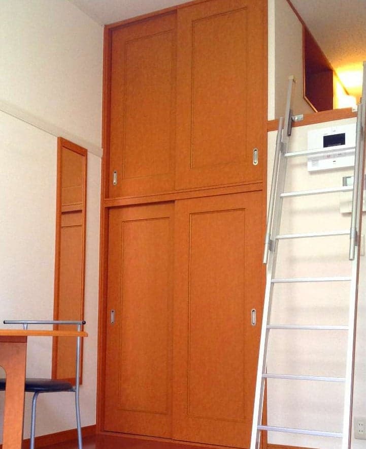 Room image 8