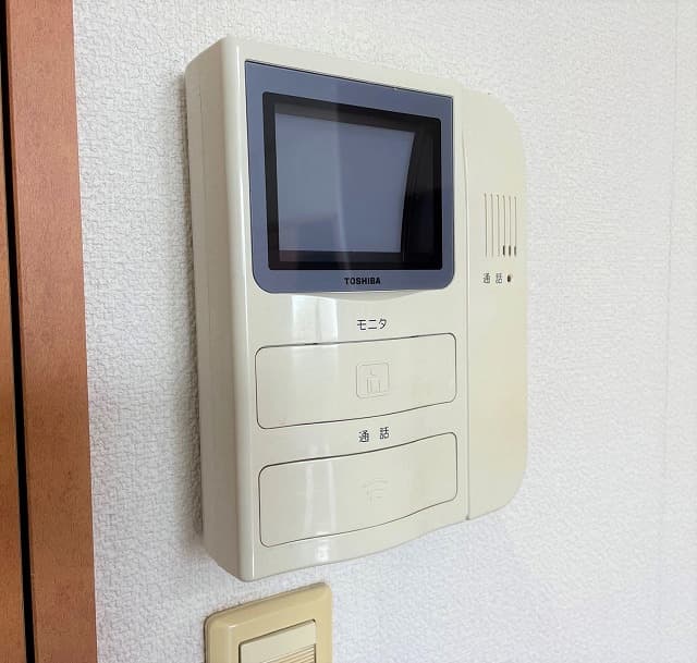 Room image 10