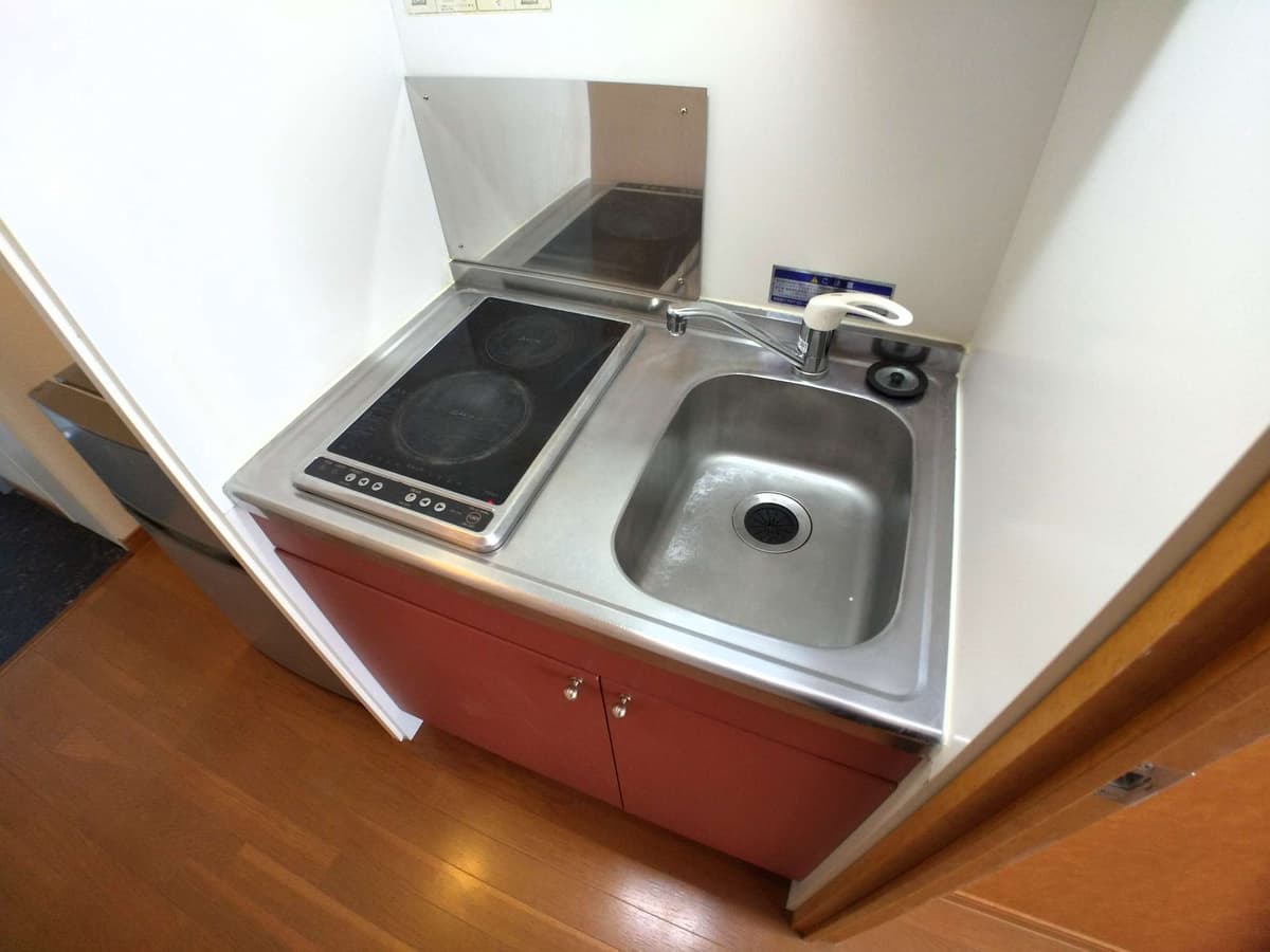 Room image 8