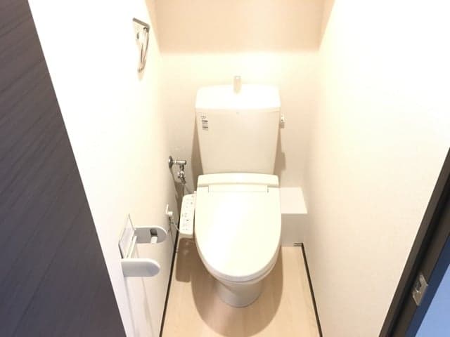 Room image 12