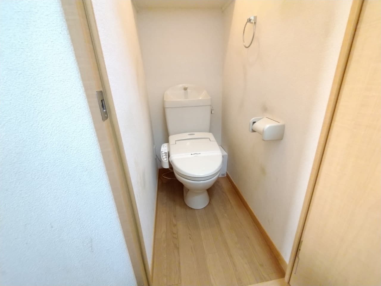 Room image 9