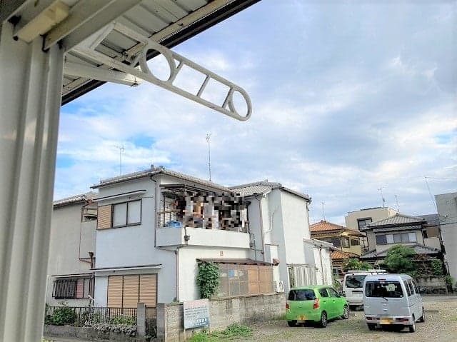 Room image 8