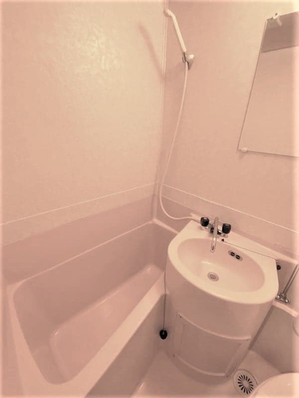 Room image 9