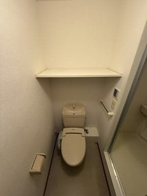 Room image 10